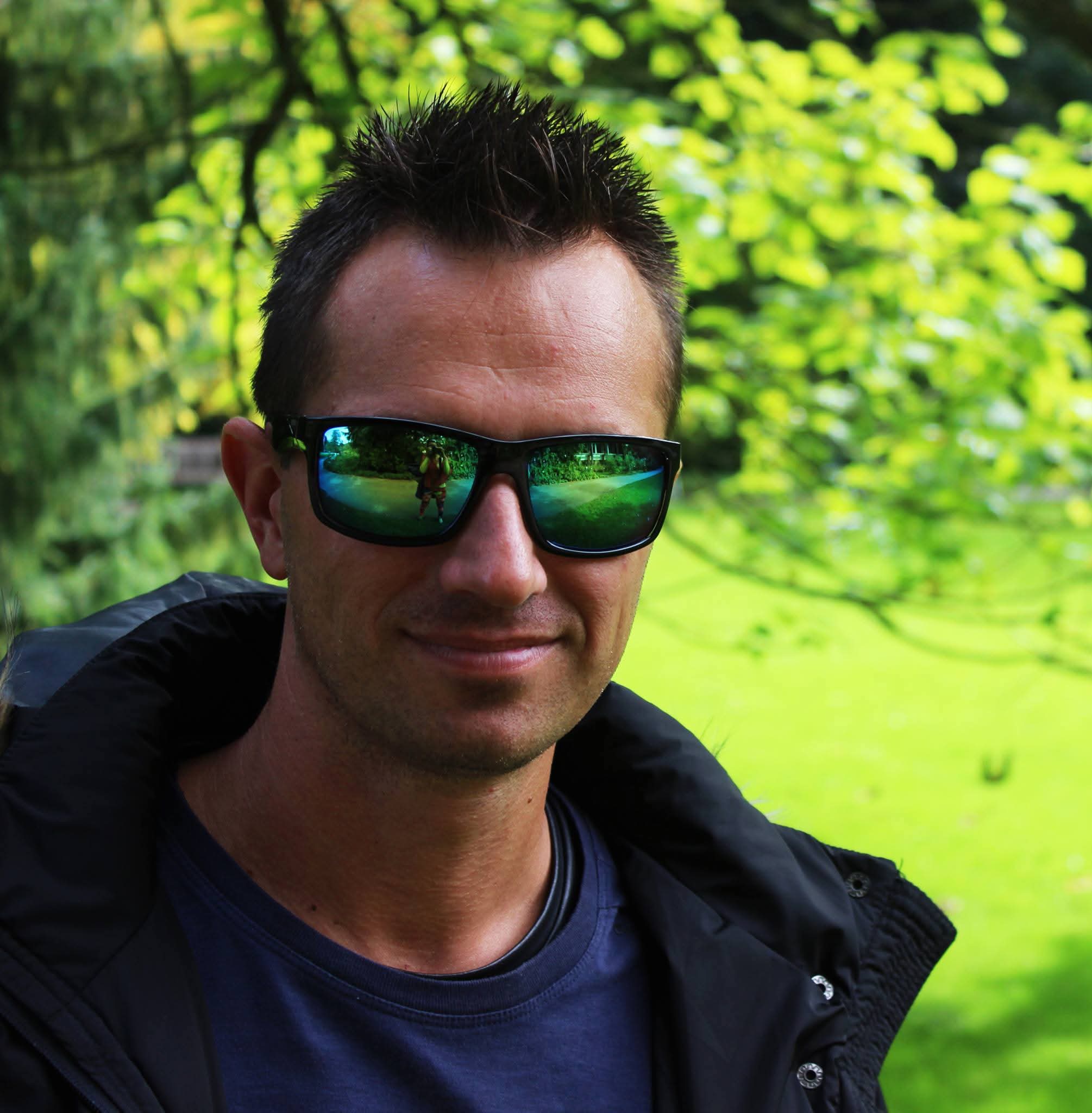 Dynamic Content Image